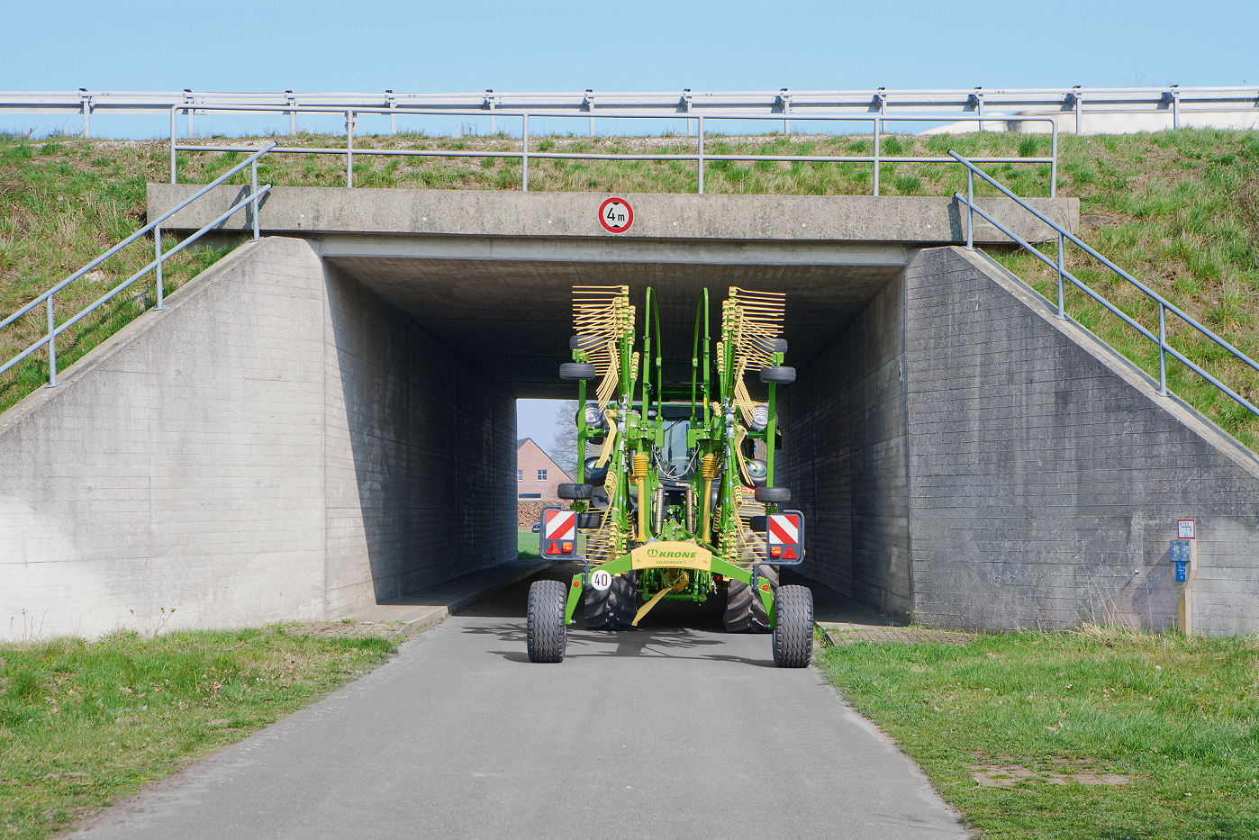 1. Krone Swadro TC 760